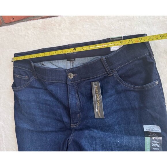 Lee NEW Straight Leg Mid Rise Regular Fit Flex Motion Stretch Jeans Pant 22W P - Picture 8 of 16